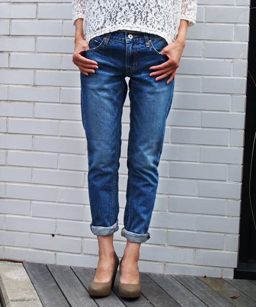 Another Edition（アナザーエディション）の「AE SLIM BOYS DNM Ⅱ（デニムパンツ・レディース・コバルトブルー/ライトブルー/オフホワイト・SMALL/MEDIUM）」の7枚目の写真