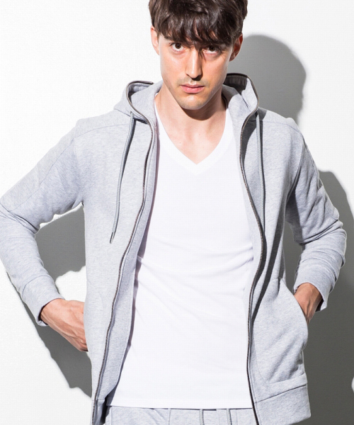 AKM Contemporary（エイケイエムコンテンポラリー）の「AKM Contemporary(エイケイエムコンテンポラリー)裏毛バイカーフードパーカ（パーカー・メンズ・ブラック/グレー・SMALL/MEDIUM/LARGE/X-LARGE）」の4枚目の写真