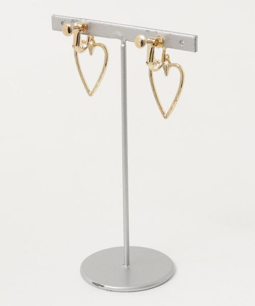 Fun & Daily（ファンアンドデイリー）の「F&D : ワンハートイヤリング（イヤリング・レディース・ゴールド・FREE）」の2枚目の写真