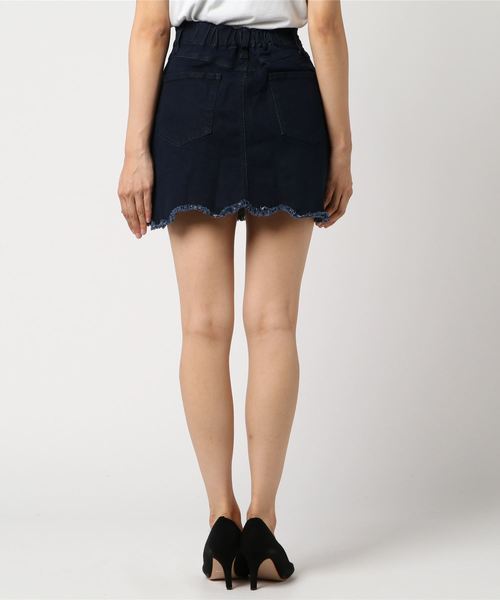 WEGO（ウィゴー）の「WEGO/カットオフタイトデニムスカパン（デニムスカート・レディース・インディゴブルー/ダークインディゴブルー/ブルー系その他・FREE）」の12枚目の写真