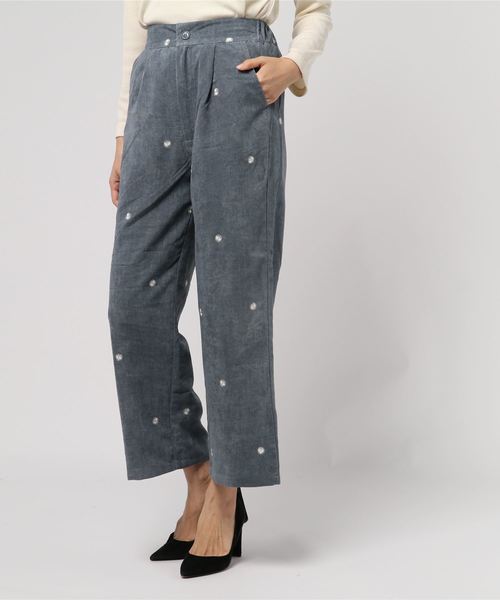 flower(フラワー)の「フローティングフラワーパンツ2(その他パンツ・レディース・ベージュ/ブルー・FREE)」の2枚目の写真