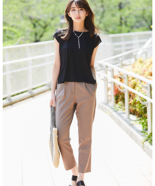 12Twelve Agenda(トゥエルブ アジェンダ)の「ストレッチツイルテーパードパンツ(その他パンツ・レディース・ベージュ/ネイビー/カーキ・M)」の10枚目の写真