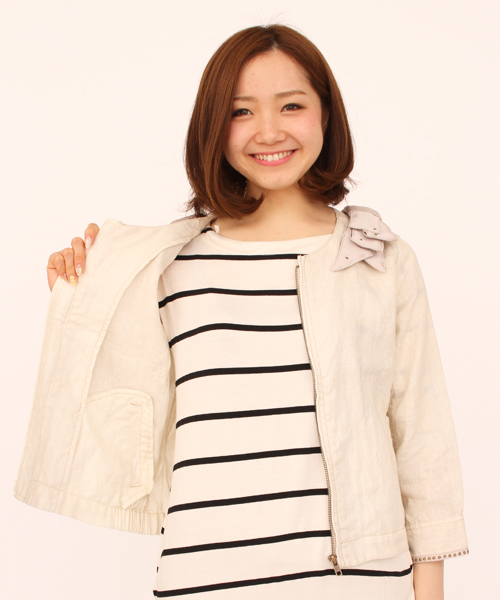 Another Edition（アナザーエディション）の「AE LINEN RIBBON BLSN ◆（ブルゾン・レディース・ベージュ/ネイビー・SMALL/MEDIUM）」の3枚目の写真