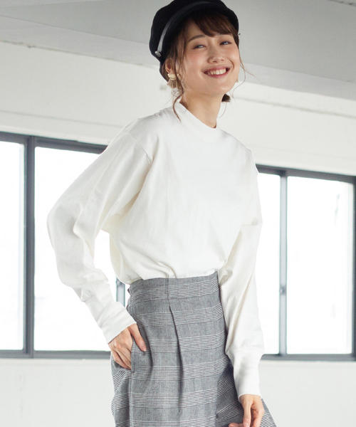 coen（コーエン）の「【WEB限定】USAコットンクルーネックカットソー#（Tシャツ/カットソー・レディース・ブラック/ホワイト/ベージュ/コバルトブルー/ネイビー/ライトグレー・FREE）」の2枚目の写真