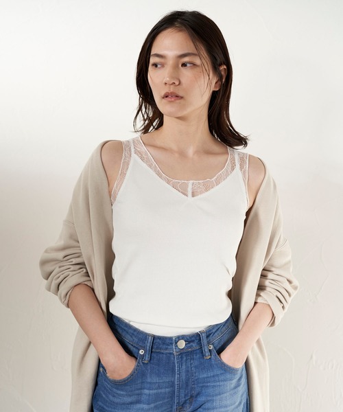 AMERICAN HOLIC（アメリカンホリック）の「ショルダーレースタンクトップ＊（タンクトップ・レディース・ブラック/オフホワイト/モカ/グレー系その他・M/L）」の2枚目の写真