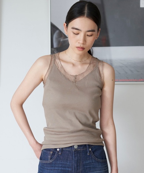 AMERICAN HOLIC（アメリカンホリック）の「ショルダーレースタンクトップ＊（タンクトップ・レディース・ブラック/オフホワイト/モカ/グレー系その他・M/L）」の4枚目の写真