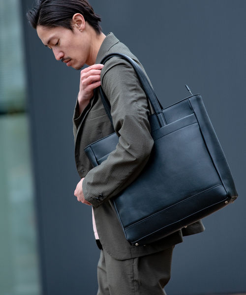 SHIPS（シップス）の「SHIPS: WATER PROTECTION カウレザー トート