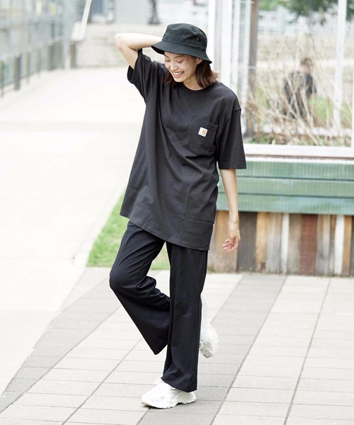 Carhartt（カーハート）の「【Carhartt/カーハート】WORKWEAR POCKET SHORT-SLEEVE T-SHIRT 　USサイズ　ビッグシルエット　ワンポイント　Tシャツ　ビッグシルエット　無地　ユニセックス クルーネック（Tシャツ/カットソー・メンズ・ホワイト/ブラック・MEDIUM/LARGE/SMALL）」の11枚目の写真