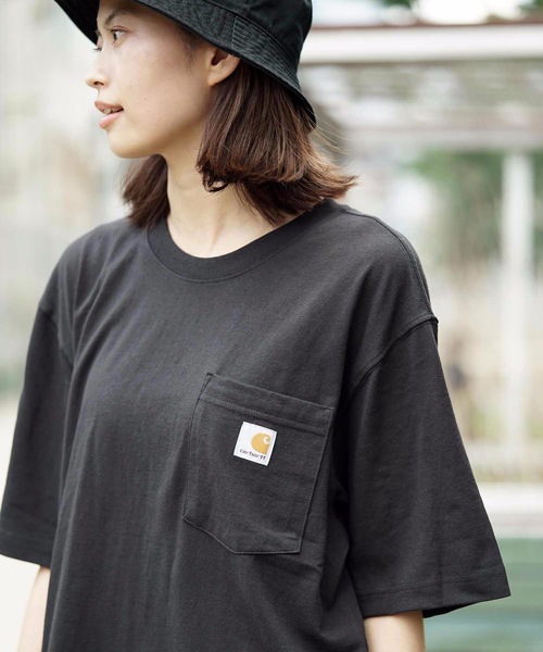 Carhartt（カーハート）の「【Carhartt/カーハート】WORKWEAR POCKET SHORT-SLEEVE T-SHIRT 　USサイズ　ビッグシルエット　ワンポイント　Tシャツ　ビッグシルエット　無地　ユニセックス クルーネック（Tシャツ/カットソー・メンズ・ホワイト/ブラック・MEDIUM/LARGE/SMALL）」の3枚目の写真