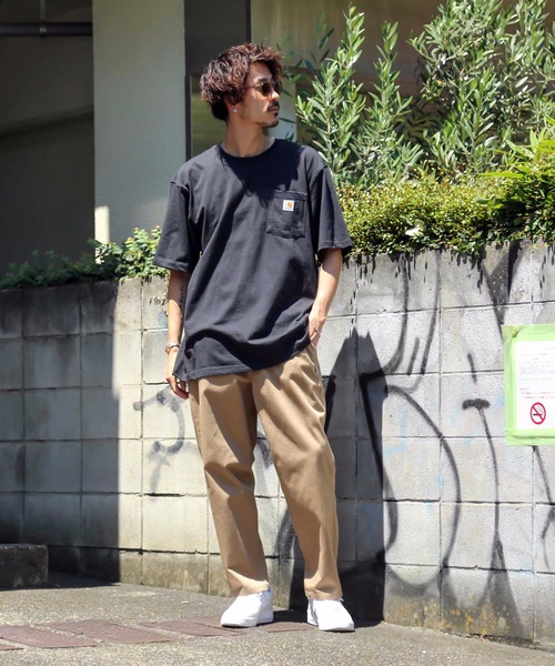 Carhartt（カーハート）の「【Carhartt/カーハート】WORKWEAR POCKET SHORT-SLEEVE T-SHIRT 　USサイズ　ビッグシルエット　ワンポイント　Tシャツ　ビッグシルエット　無地　ユニセックス クルーネック（Tシャツ/カットソー・メンズ・ホワイト/ブラック・MEDIUM/LARGE/SMALL）」の16枚目の写真