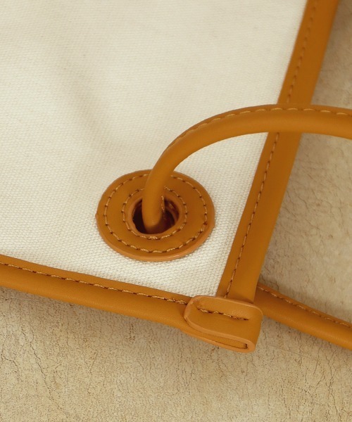 Bab（バブ）の「【WEB限定】配色パイピングバッグ（ショルダーバッグ・レディース・ブラック/ブラウン/キャメル・ONE SIZE）」の6枚目の写真