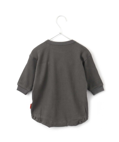 MAKE YOUR DAY（メイクユアデイ）の「ワッフルポケットロンパース■70.80cm（ロンパース・キッズ・チャコールグレー/パープル/ブラウン/グリーン/アイボリー・80/70）」の6枚目の写真