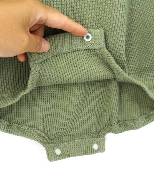 MAKE YOUR DAY（メイクユアデイ）の「ワッフルポケットロンパース■70.80cm（ロンパース・キッズ・チャコールグレー/パープル/ブラウン/グリーン/アイボリー・80/70）」の17枚目の写真