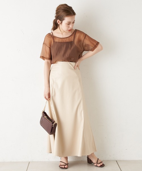 Chico（チコ）の「レザーロングフレアスカート（スカート・レディース・ブラック/ブラウン/ライトベージュ・FREE）」の7枚目の写真