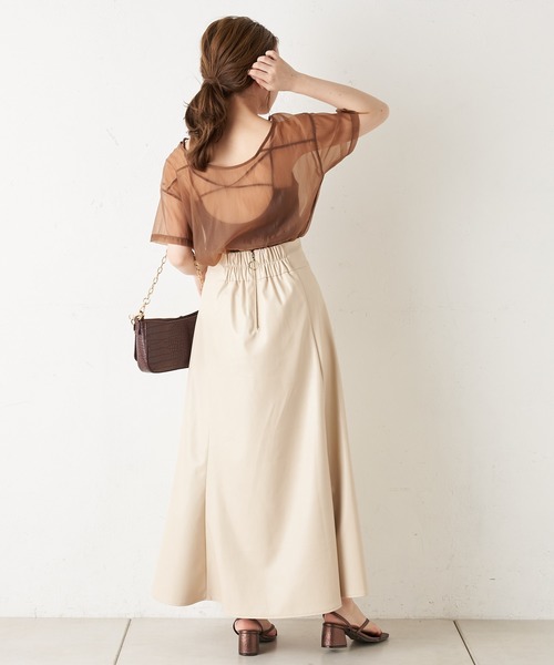 Chico（チコ）の「レザーロングフレアスカート（スカート・レディース・ブラック/ブラウン/ライトベージュ・FREE）」の11枚目の写真