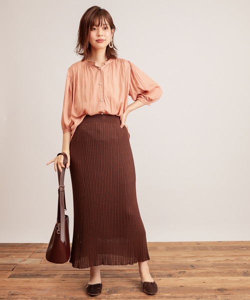 natural couture（ナチュラルクチュール）の「【WEB限定カラー有り】パール釦とろみサテン7分袖ブラウス（シャツ/ブラウス・レディース・アイボリー/ブラウン/ブルー/サーモンピンク/その他1/その他2・FREE）」の16枚目の写真