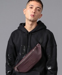 Calvin Klein（カルバン・クライン）の「アイコンロゴ ボディバッグ（ボディバッグ/ウエストポーチ・メンズ）」