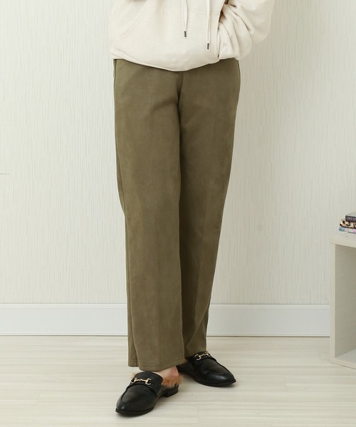CHARM BERRY TIC（チャームベリーチック）の「スエードポンチ センタープレスストレートパンツ　インサイドスリット（その他パンツ・レディース・ブラック/ベージュ/ピンク/カーキ/アイボリー・M/L）」の5枚目の写真