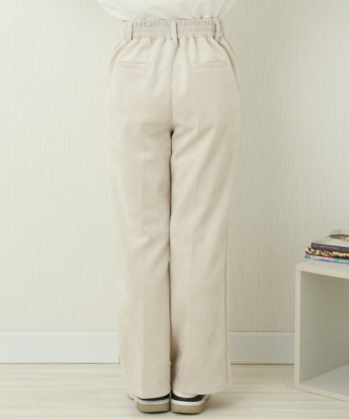 CHARM BERRY TIC（チャームベリーチック）の「スエードポンチ センタープレスストレートパンツ　インサイドスリット（その他パンツ・レディース・ブラック/ベージュ/ピンク/カーキ/アイボリー・M/L）」の12枚目の写真