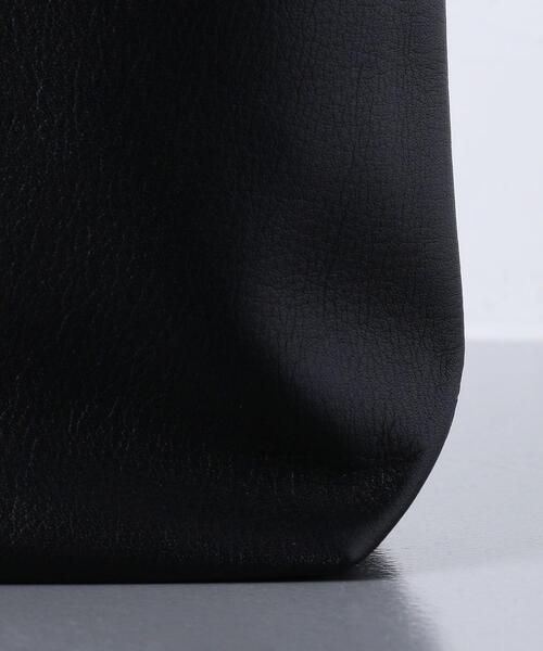 Hender Scheme(エンダースキーマ)の「<HenderScheme(エンダースキーマ)> c/l bag M■■■(ショルダーバッグ・メンズ・ブラック・FREE)」の2枚目の写真