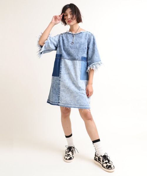 RNA（アールエヌエー）の「D1535 デニムＢＯＸワンピ（ワンピース・レディース・インディゴブルー/ケミカルウォッシュ・MEDIUM）」の12枚目の写真