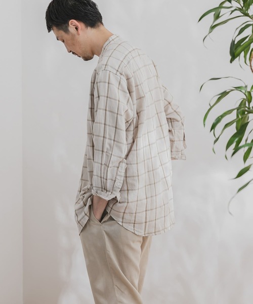 URBAN RESEARCH DOORS(アーバンリサーチドアーズ)の「綿麻ライトオックスバンドカラーシャツ(シャツ/ブラウス・メンズ・カーキ/ブルー/ベージュ/ネイビー・40/38)」の15枚目の写真