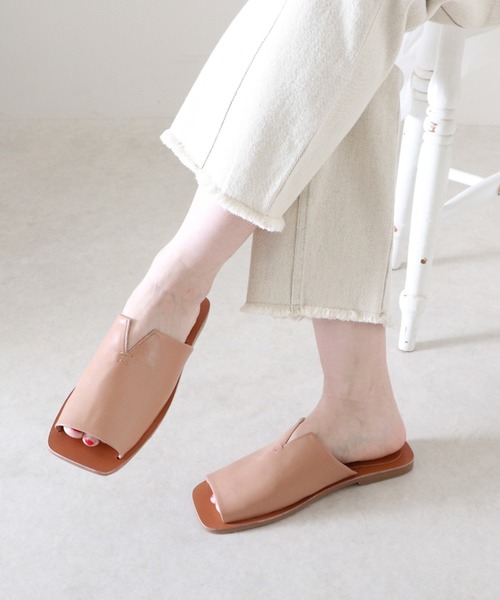 Cheek(チーク)の「【オンライン限定】スクエアフラットサンダル(サンダル・レディース・アイボリー/ベージュ・SMALL/MEDIUM/LARGE)」の13枚目の写真