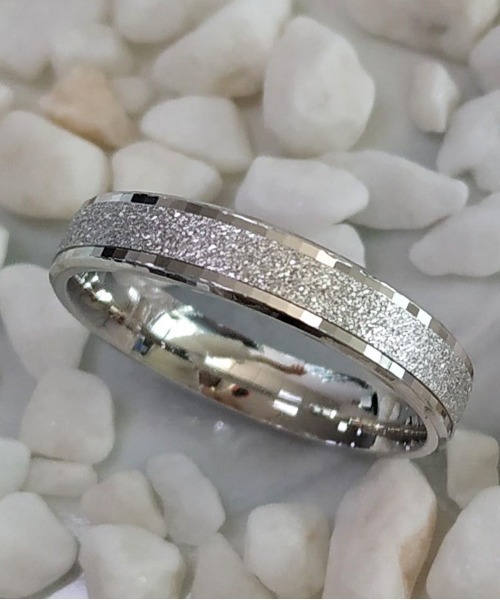 clarity blanc（クラリティーブラン）の「シルバーリング　サイズあり（リング・メンズ・シルバー系その他5/シルバー系その他3/シルバー系その他/シルバー系その他4/シルバー/シルバー系その他2・22/21/20/16/17/15 /19/14/18/23/24）」の2枚目の写真