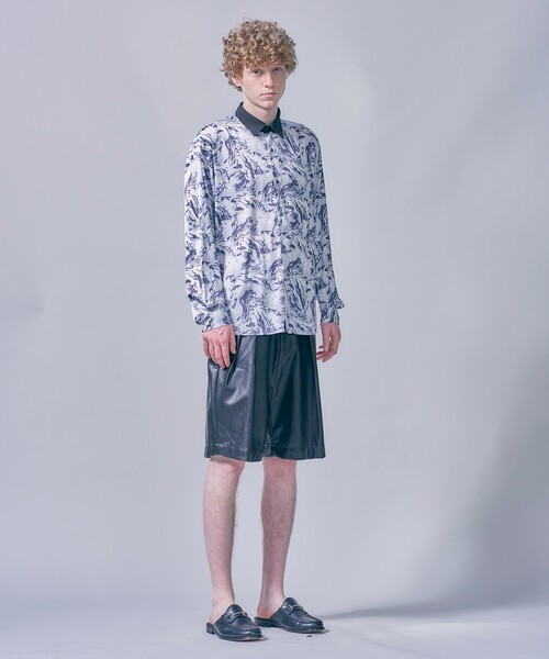 tk.TAKEO KIKUCHI（ティーケータケオキクチ）の「◆シンセティックレザーショーツ（ユニセックスアイテム）（その他パンツ・メンズ・ブラック系3・88/66）」の4枚目の写真