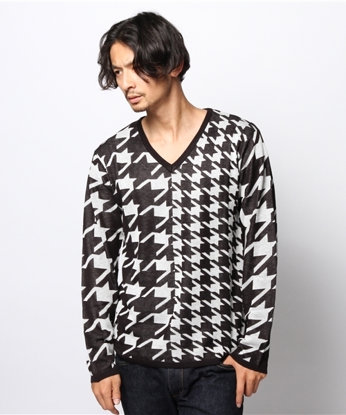 VENCEEXCHANGE（ヴァンスエクスチェンジ）の「Wネームクレイジーチドリニット（ニット/セーター・メンズ・ホワイト/ブルー・MEDIUM/LARGE）」の2枚目の写真