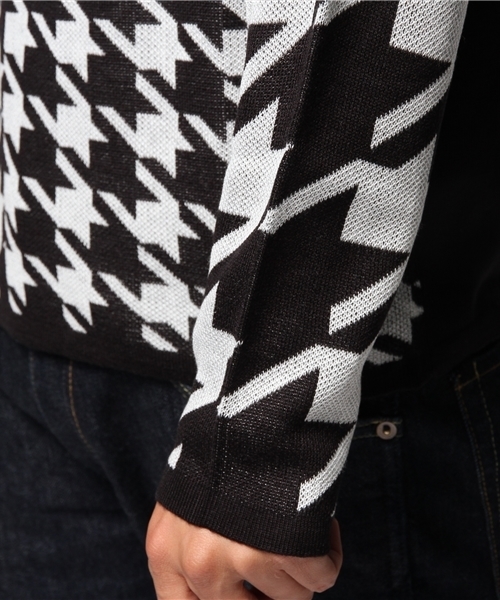 VENCEEXCHANGE（ヴァンスエクスチェンジ）の「Wネームクレイジーチドリニット（ニット/セーター・メンズ・ホワイト/ブルー・MEDIUM/LARGE）」の7枚目の写真