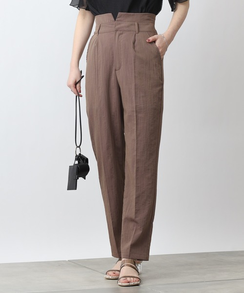 COLONY 2139（コロニートゥーワンスリーナイン）の「【WEB・一部店舗限定】麻調テーパードパンツ(セットアップ可)（その他パンツ・レディース・ブラック/ブラウン・MEDIUM/LARGE）」の2枚目の写真