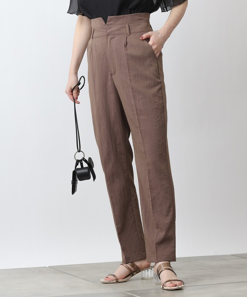 COLONY 2139（コロニートゥーワンスリーナイン）の「【WEB・一部店舗限定】麻調テーパードパンツ(セットアップ可)（その他パンツ・レディース・ブラック/ブラウン・MEDIUM/LARGE）」の3枚目の写真