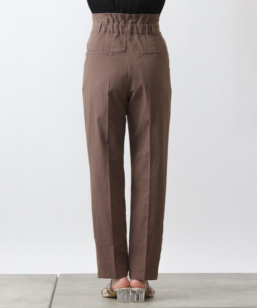 COLONY 2139（コロニートゥーワンスリーナイン）の「【WEB・一部店舗限定】麻調テーパードパンツ(セットアップ可)（その他パンツ・レディース・ブラック/ブラウン・MEDIUM/LARGE）」の6枚目の写真