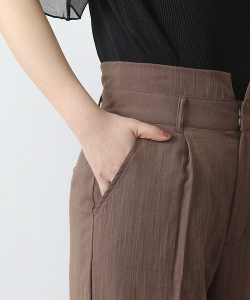 COLONY 2139（コロニートゥーワンスリーナイン）の「【WEB・一部店舗限定】麻調テーパードパンツ(セットアップ可)（その他パンツ・レディース・ブラック/ブラウン・MEDIUM/LARGE）」の13枚目の写真