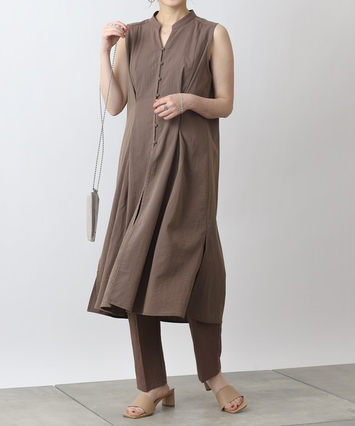 COLONY 2139（コロニートゥーワンスリーナイン）の「【WEB・一部店舗限定】麻調テーパードパンツ(セットアップ可)（その他パンツ・レディース・ブラック/ブラウン・MEDIUM/LARGE）」の11枚目の写真