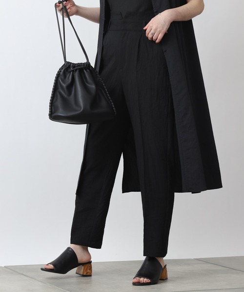 COLONY 2139（コロニートゥーワンスリーナイン）の「【WEB・一部店舗限定】麻調テーパードパンツ(セットアップ可)（その他パンツ・レディース・ブラック/ブラウン・MEDIUM/LARGE）」の8枚目の写真