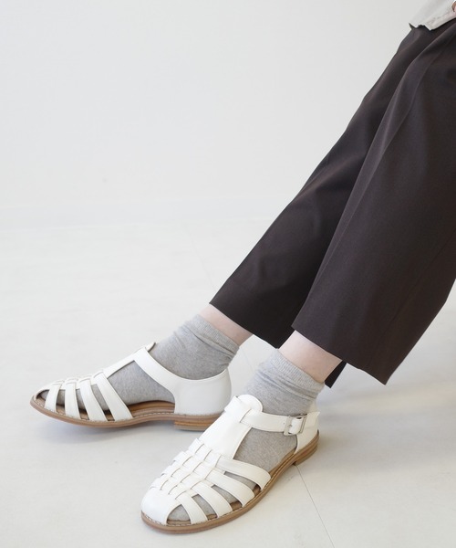 AmiAmi（アミアミ）の「グルカサンダル / レザー編み込みストラップサンダル（サンダル・レディース・ホワイト/ブラック/ブラウン・LL/S/M/L）」の9枚目の写真