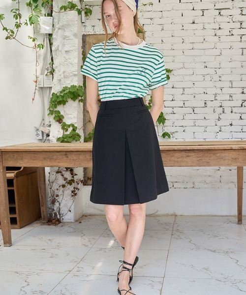 ANEDIT（アンエディット）の「【ANEDIT 】フロントタックスカート / Front Tuck skirt（スカート・レディース・ホワイト/ブラック・SMALL/MEDIUM）」の4枚目の写真