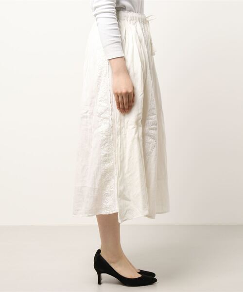 Samansa Mos2（サマンサ モスモス）の「綿麻楊柳レーススカート（スカート・レディース・ブラック/オフホワイト/ブルー・ﾌﾘ-）」の4枚目の写真