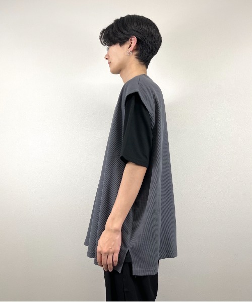 XU(エックスユー)の「【XU/エックスユー】waffle sleeveless tee/ワッフル スリーブレス Tシャツ(その他トップス・メンズ・チャコールグレー/ブラック・ONE SIZE)」の8枚目の写真