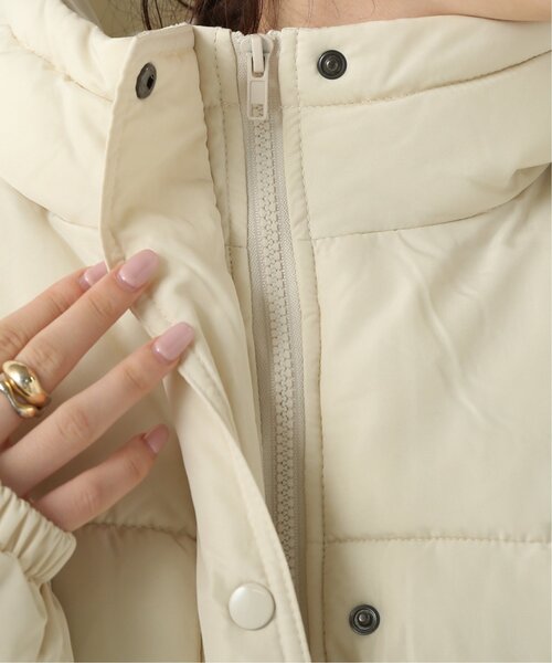 RAY CASSIN（レイカズン）の「ボリュームフェイクダウン（ダウンジャケット/コート・レディース・ブラック/ブラウン/キナリ・FREE）」の18枚目の写真