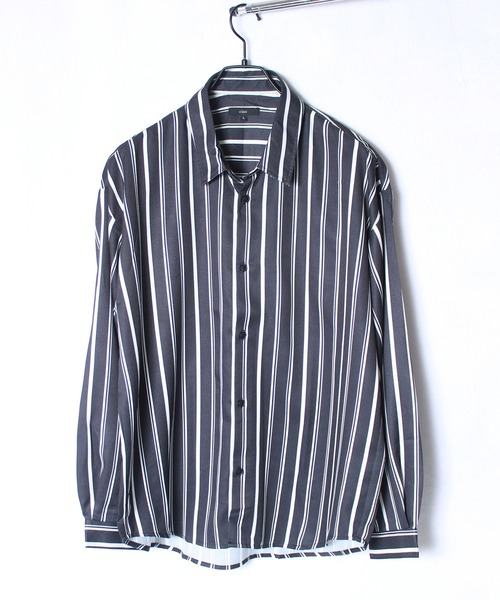 yield(イールド)の「【ciao】総柄 トロミ 長袖 ルーズシルエット ロングスリーブ オーバーサイズシャツ/柄シャツ 227-50(211-50)(シャツ/ブラウス・メンズ・ブルー/ブラウン/ブラック/キャメル/ブルー系2/ブラック系2/ホワイト/グレー/ベージュ系2/ダークブラウン/ブラック系3/ブラック系4/グレー系2/ブラウン系2/ブラウン系3/ブラウン系4/ベージュ/ホワイト系4/ホワイト系5/アイボリー/ブラック系8/ブラック系6/ブラック系7/ホワイト系2/グレー系3/ブラック系5/ネイビー/ホワイト系3/ライトグレー/グレー系4・M/L)」の15枚目の写真