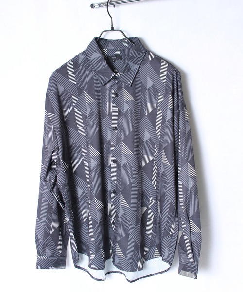 yield(イールド)の「【ciao】総柄 トロミ 長袖 ルーズシルエット ロングスリーブ オーバーサイズシャツ/柄シャツ 227-50(211-50)(シャツ/ブラウス・メンズ・ブルー/ブラウン/ブラック/キャメル/ブルー系2/ブラック系2/ホワイト/グレー/ベージュ系2/ダークブラウン/ブラック系3/ブラック系4/グレー系2/ブラウン系2/ブラウン系3/ブラウン系4/ベージュ/ホワイト系4/ホワイト系5/アイボリー/ブラック系8/ブラック系6/ブラック系7/ホワイト系2/グレー系3/ブラック系5/ネイビー/ホワイト系3/ライトグレー/グレー系4・M/L)」の19枚目の写真