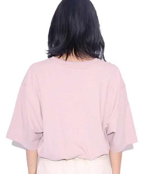 Carhartt(カーハート)の「Carhartt/カーハート Loose Fit Heavyweight Shot-Sleeve Block Logo Graphic Tshirt Tシャツ(Tシャツ/カットソー・メンズ・スモークピンク/グレー・XL/XXL/L)」の6枚目の写真