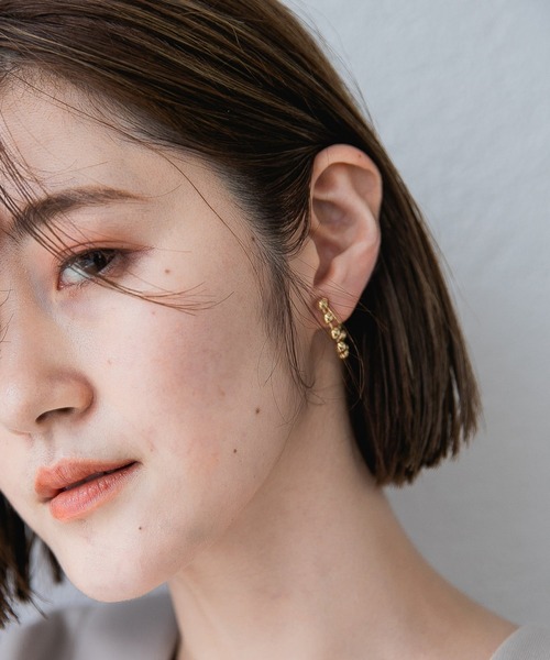 A part by(アパートバイ)の「ボールチェーンイヤリング 227799(イヤリング・レディース・Silver/GOLD ・FREE)」の10枚目の写真