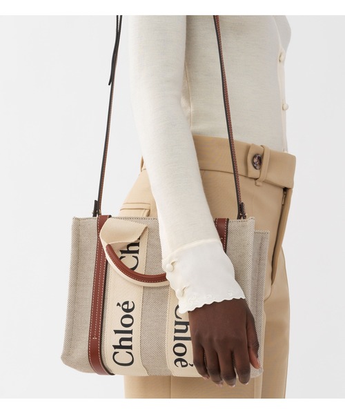 Chloe（クロエ）の「WOODY / ストラップ付きスモールトートバッグ　SMALL TOTE BAG WITH STRAP（トートバッグ・レディース・ブラウン・FREE）」の6枚目の写真