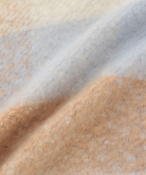 ROPE' PICNIC（ロペピクニック）の「【WEB限定カラー:オレンジ】バルキーフリンジチェックストール（ストール/ショール・レディース・ブルー系その他4/オレンジ系その他/ピンク系その他2/ブラック系その他・FREE）」の7枚目の写真