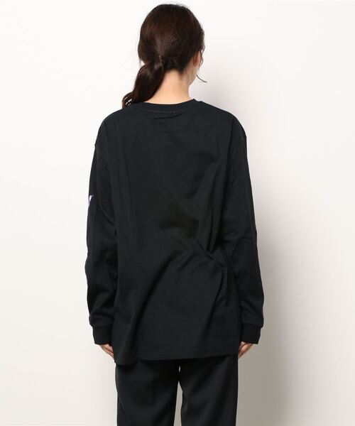 ANDGEEBEE(アンジービー)の「UNISEX バタフライロンT(Tシャツ/カットソー・レディース・ブラック/ホワイト・MEDIUM)」の12枚目の写真