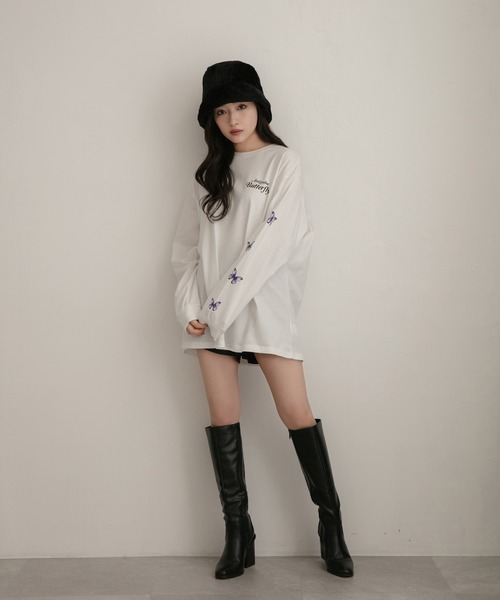 ANDGEEBEE(アンジービー)の「UNISEX バタフライロンT(Tシャツ/カットソー・レディース・ブラック/ホワイト・MEDIUM)」の18枚目の写真